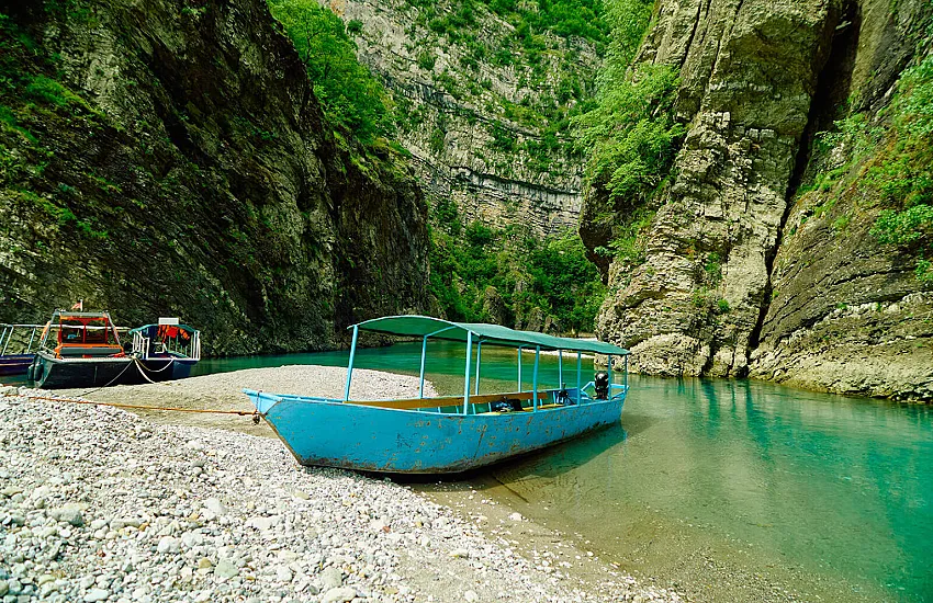 Discover Albania with a Polish-Speaking Guide: Hidden Gems, Local Stories, and Must-Do Excursions